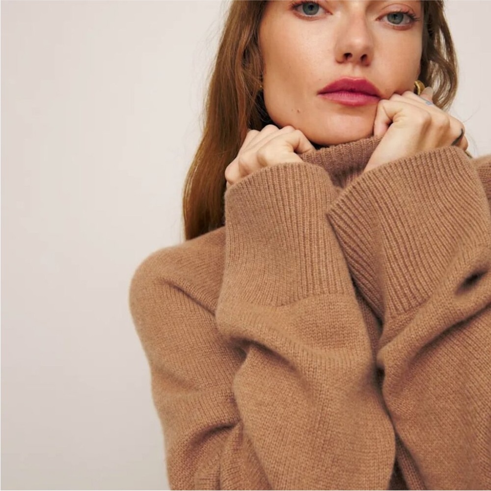 Reformation Garrett Cropped Cashmere sweater - size M - Picture 4 of 6
